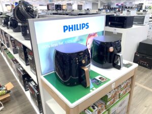 Cooking Appliances Philips-Pressure-Cooker-Appliances-Permanent-End-Cap-Display-designed-by-POS-Agency-Genesis-Retail-Displays photo